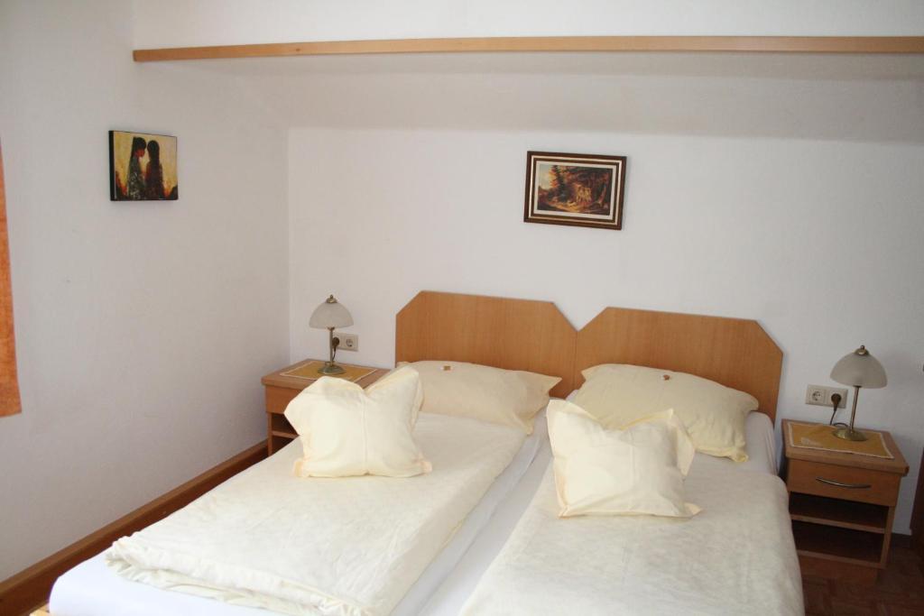 Pension Wolf Steindorf am Ossiacher See Ruang foto